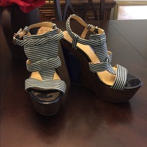 Gianni Bini wedges
